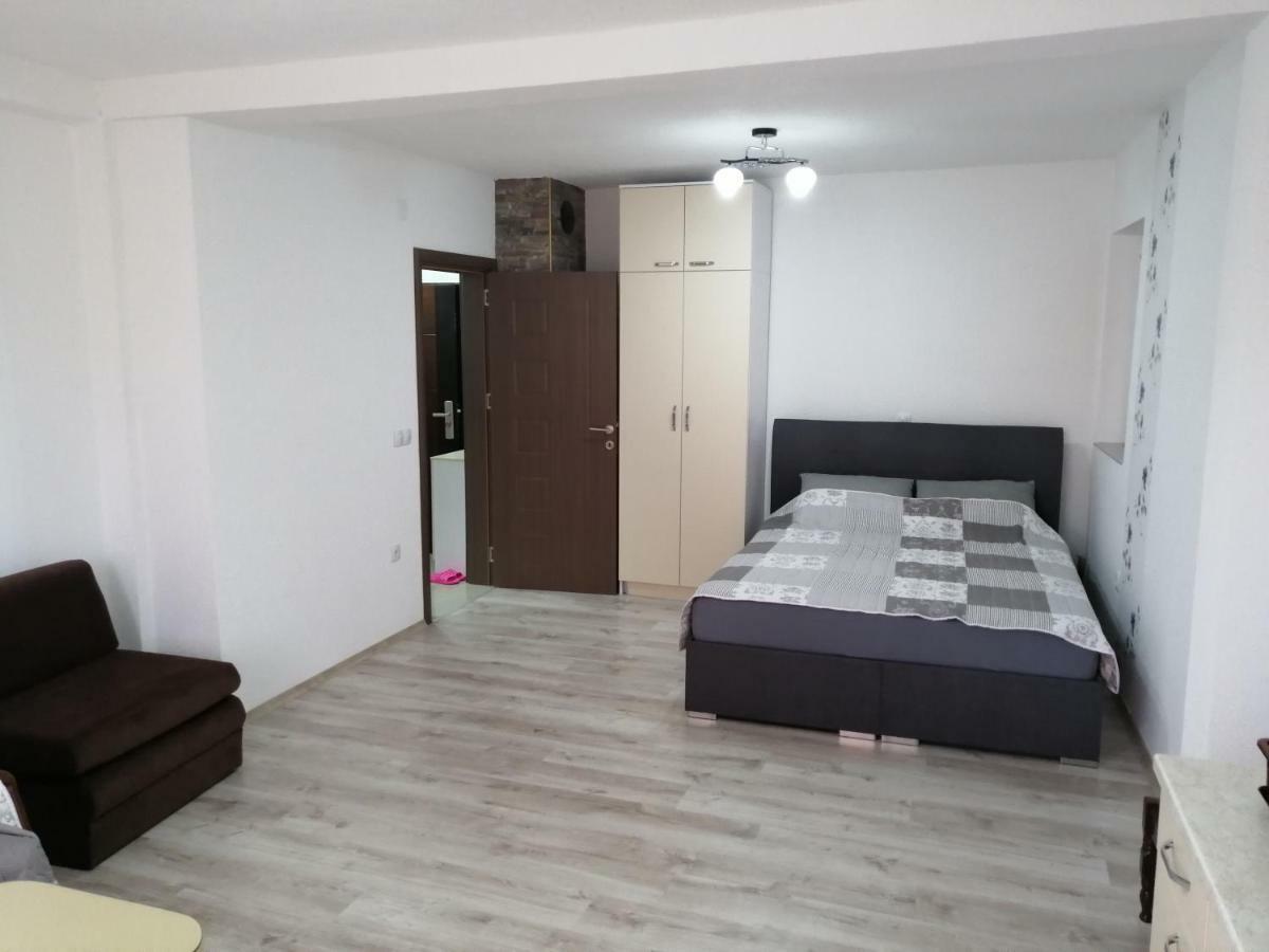 Villa Zora, Apartments Krstanoski 오흐리드 외부 사진
