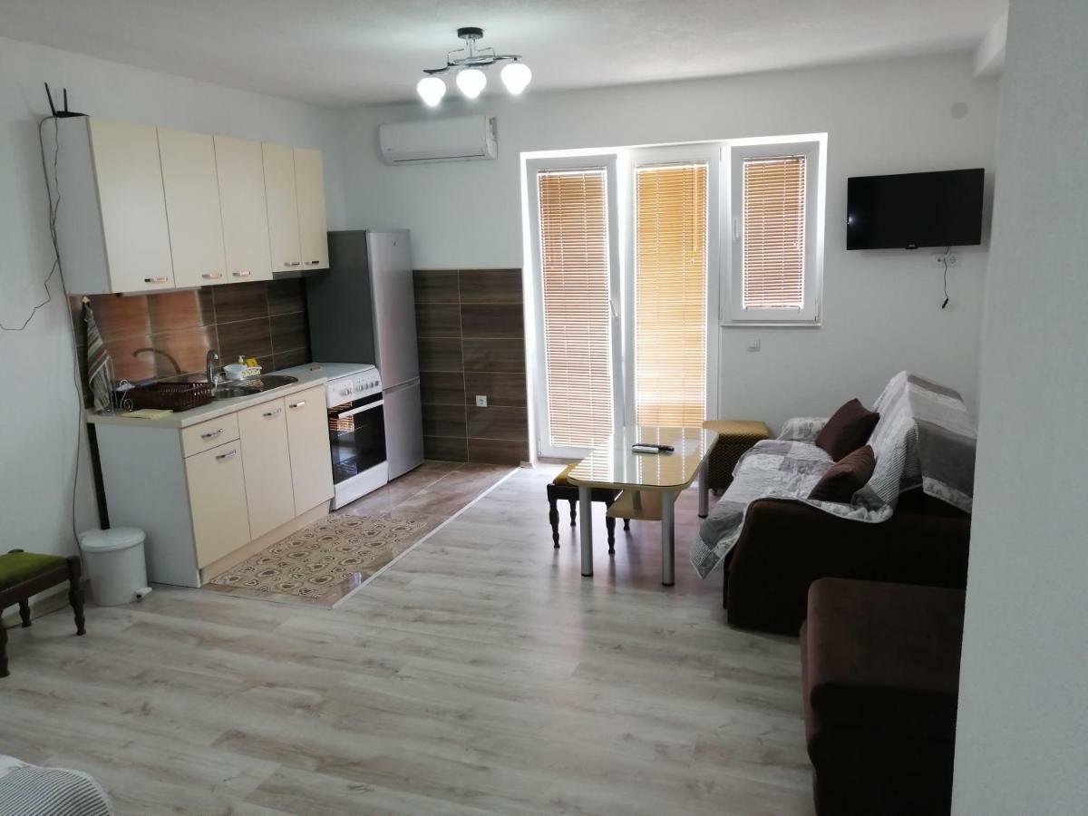 Villa Zora, Apartments Krstanoski 오흐리드 외부 사진